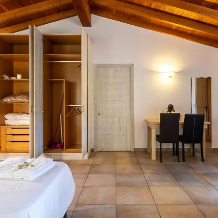 Pescadeira De Agar מלון דירות סנטה מרינה